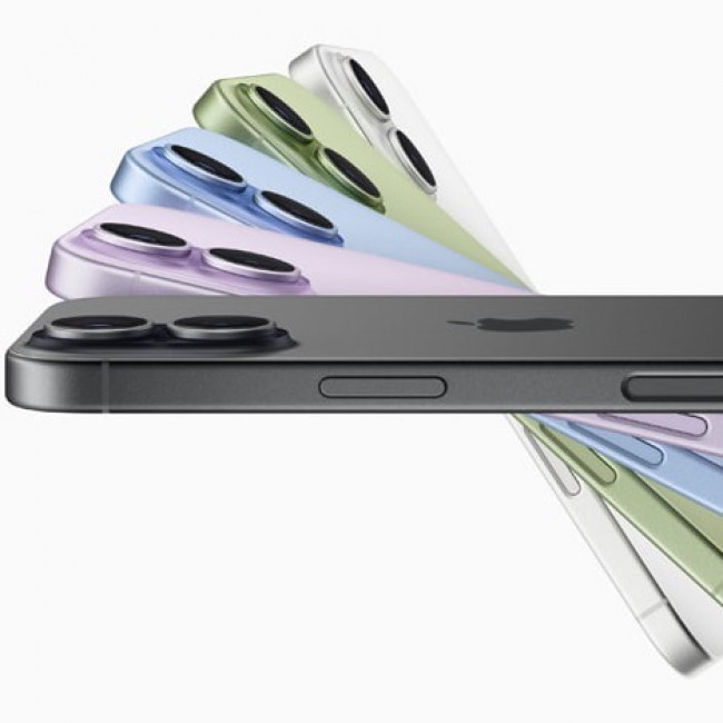 Apple eyes ‘tremendous’ holiday sales as iPhone 17 demand grows