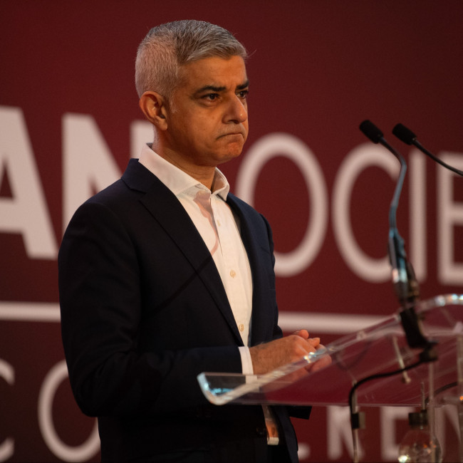 Sadiq Khan invites Anthropic to expand in London