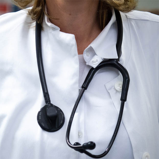 Blood test 'could detect Alzheimer's signs decades in advance'